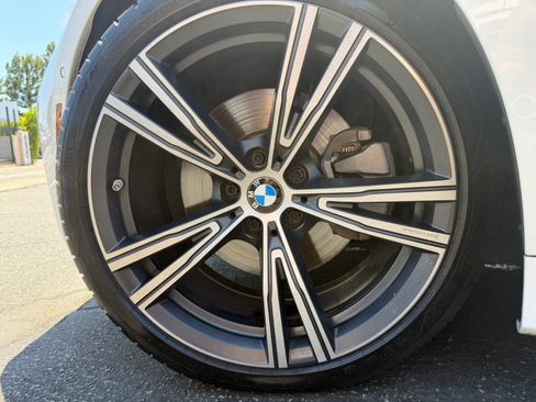 Used 2019 BMW 330i Sedan w/ M Sport Package RWD image 55