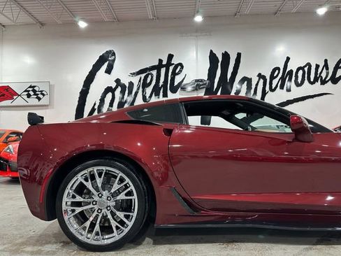 Used 2016 Chevrolet Corvette Z06 w/ 3LZ Preferred Equipment Group image 4