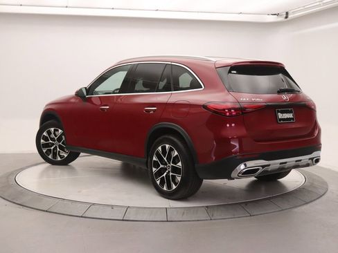 New 2026 Mercedes-Benz GLC 350e 4MATIC image 2