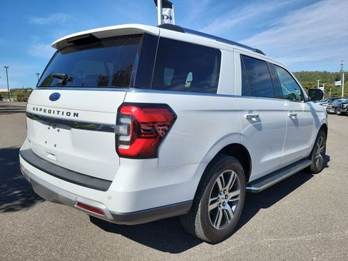 Used 2022 Ford Expedition Limited image 26