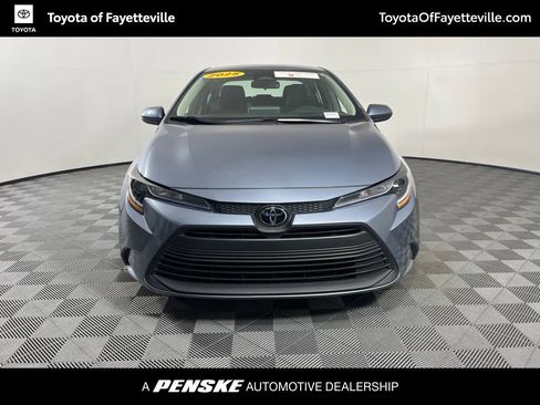 Used 2025 Toyota Corolla LE FWD image 7