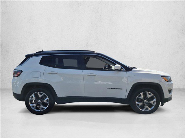 Used 2018 Jeep Compass Limited w/ Navigation Group FWD image 4