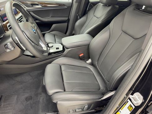 Used 2024 BMW X3 xDrive30i w/ Premium Package AWD/4WD image 5