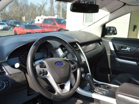 Used 2013 Ford Edge SEL image 15