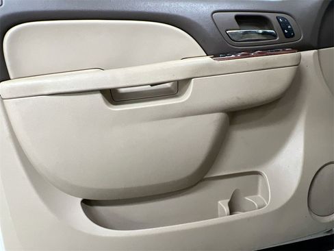 Used 2012 GMC Yukon SLT w/ SLT-2 Equipment Package image 20