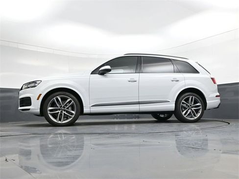 Used 2018 Audi Q7 3.0T Prestige image 28
