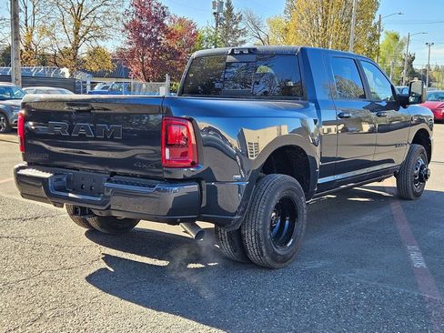 New 2026 RAM 3500 Laramie AWD/4WD image 7