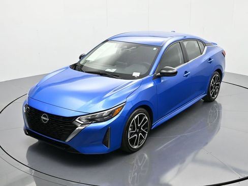 Used 2025 Nissan Sentra SR image 27