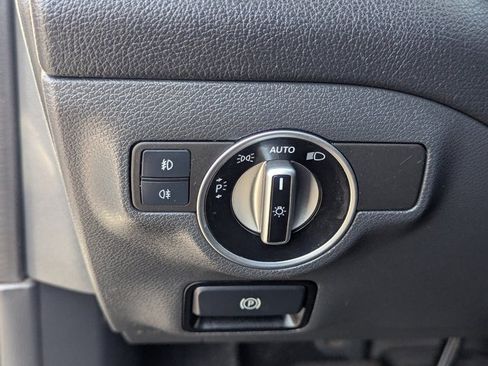 Used 2019 Mercedes-Benz GLA 250 4MATIC image 20