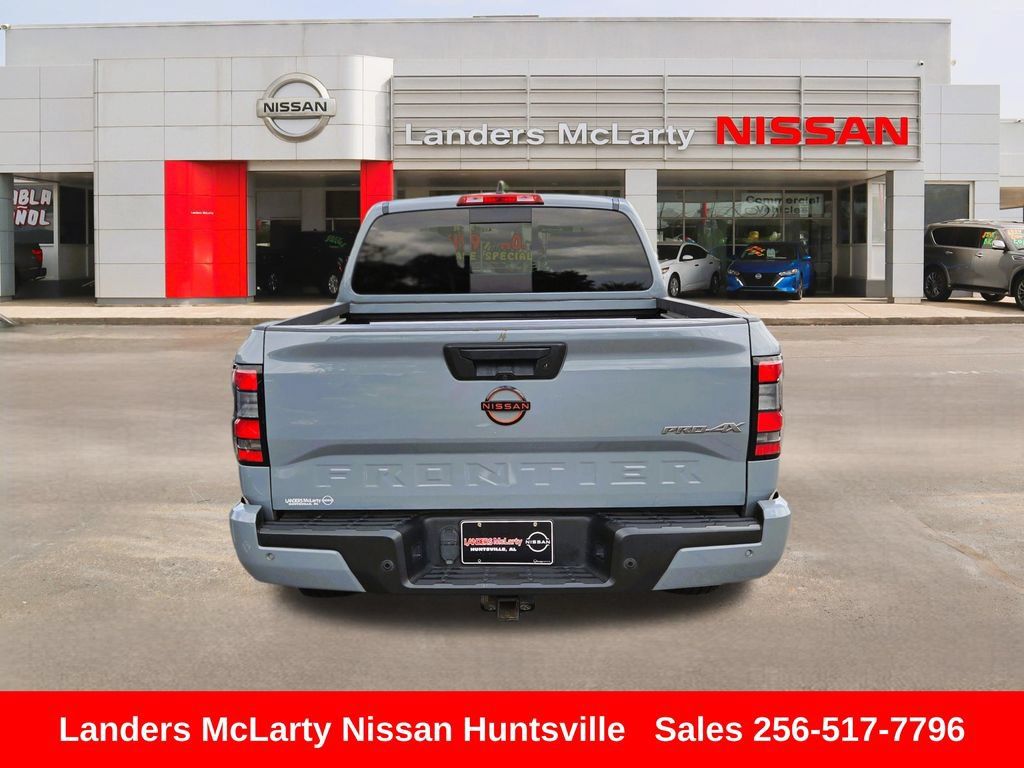 Used 2023 Nissan Frontier PRO-4X w/ Pro Convenience Package AWD/4WD image 5