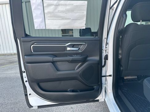 New 2026 RAM 1500 Big Horn AWD/4WD image 14