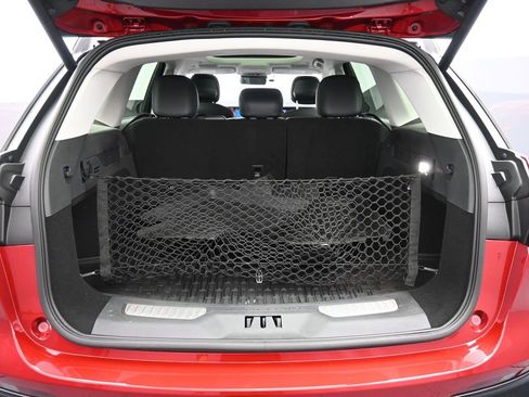 Used 2025 Lincoln Nautilus Reserve image 25