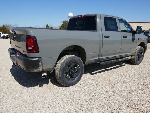 New 2026 RAM 2500 Tradesman AWD/4WD image 4