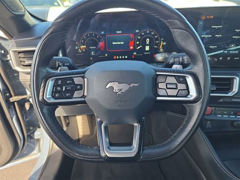 Used 2025 Ford Mustang GT Premium image 21