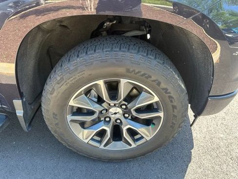 Used 2022 Chevrolet Silverado 1500 RST AWD/4WD image 12
