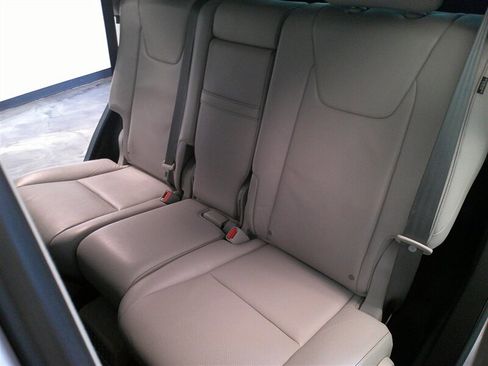 Used 2015 Lexus RX 450h AWD image 36