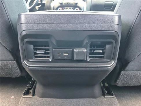 Used 2021 Chevrolet Silverado 1500 LT Trail Boss w/ Safety Package AWD/4WD image 22