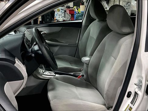 Used 2012 Toyota Corolla LE image 8