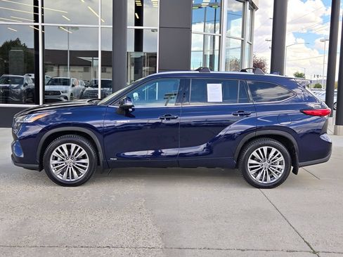 Used 2020 Toyota Highlander Platinum AWD/4WD image 43