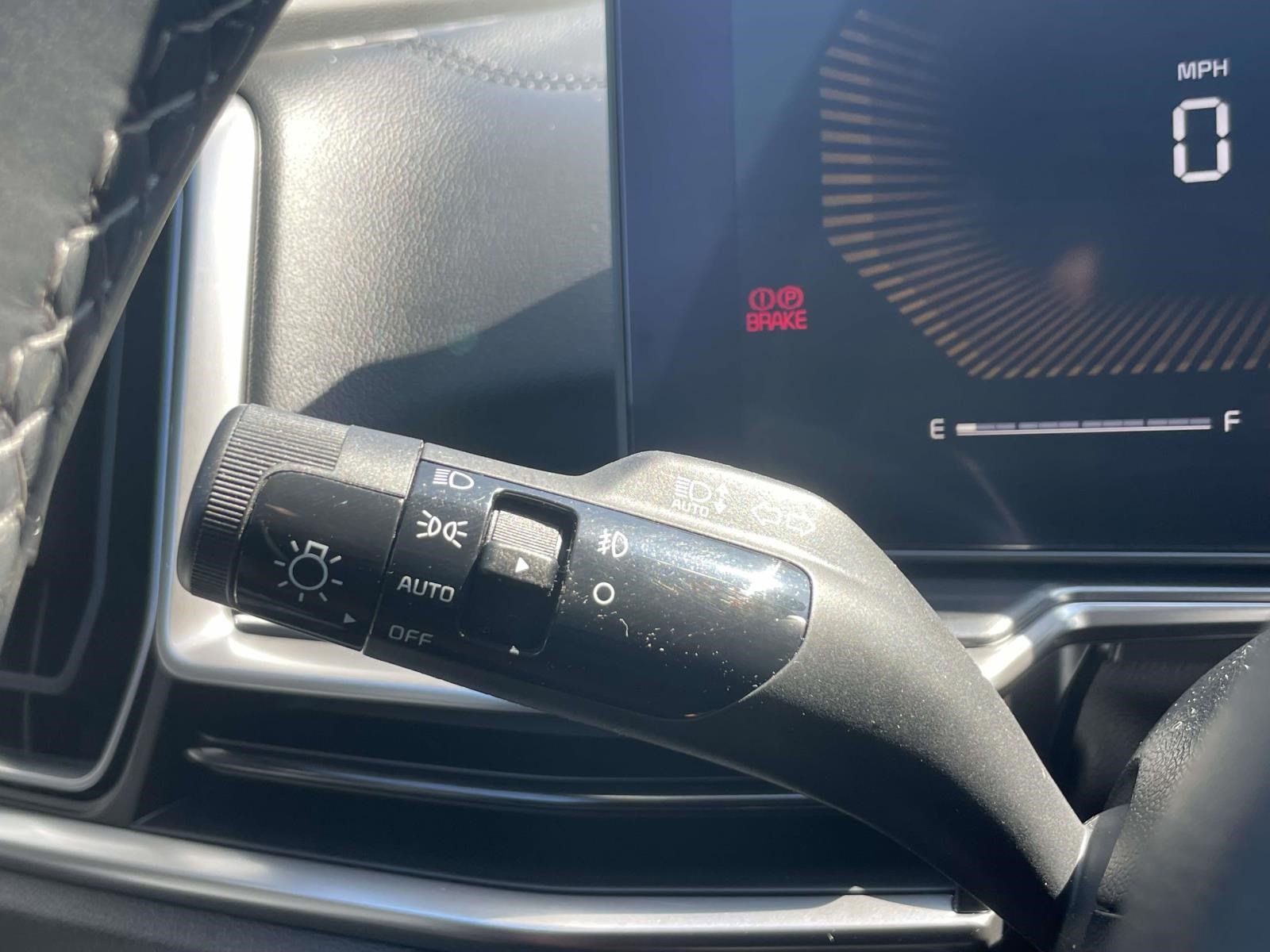 Used 2025 Kia Sorento EX FWD image 24