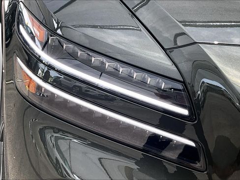 Used 2025 Genesis GV80 3.5T Prestige AWD/4WD image 28