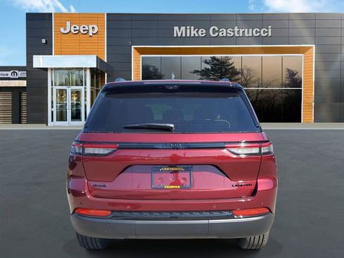 New 2025 Jeep Grand Cherokee Limited w/ Luxury Tech Group II image 4