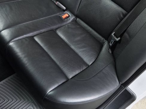 Used 2003 BMW M5 RWD image 82