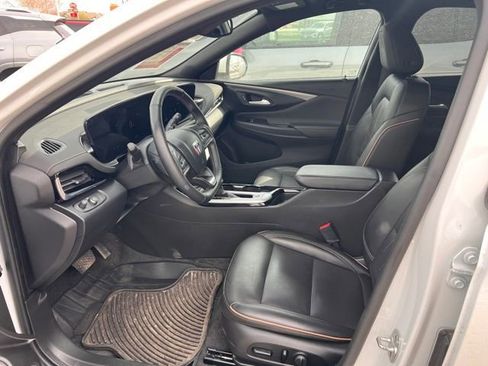 Used 2025 Buick Envista Avenir image 8