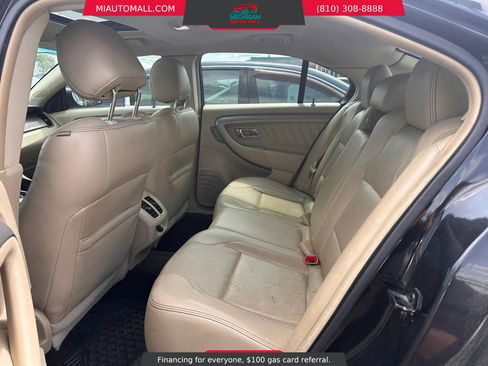 Used 2015 Ford Taurus SEL w/ Equipment Group 201A FWD image 18