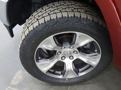 Used 2021 RAM 1500 Laramie image 36