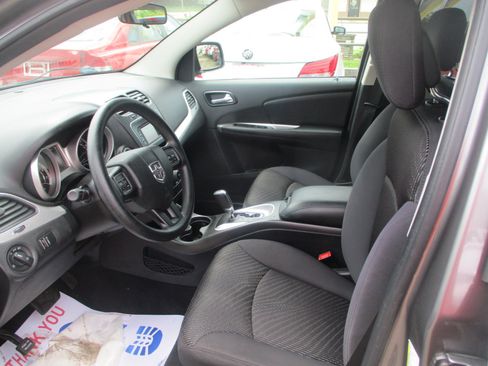 Used 2012 Dodge Journey SXT image 10