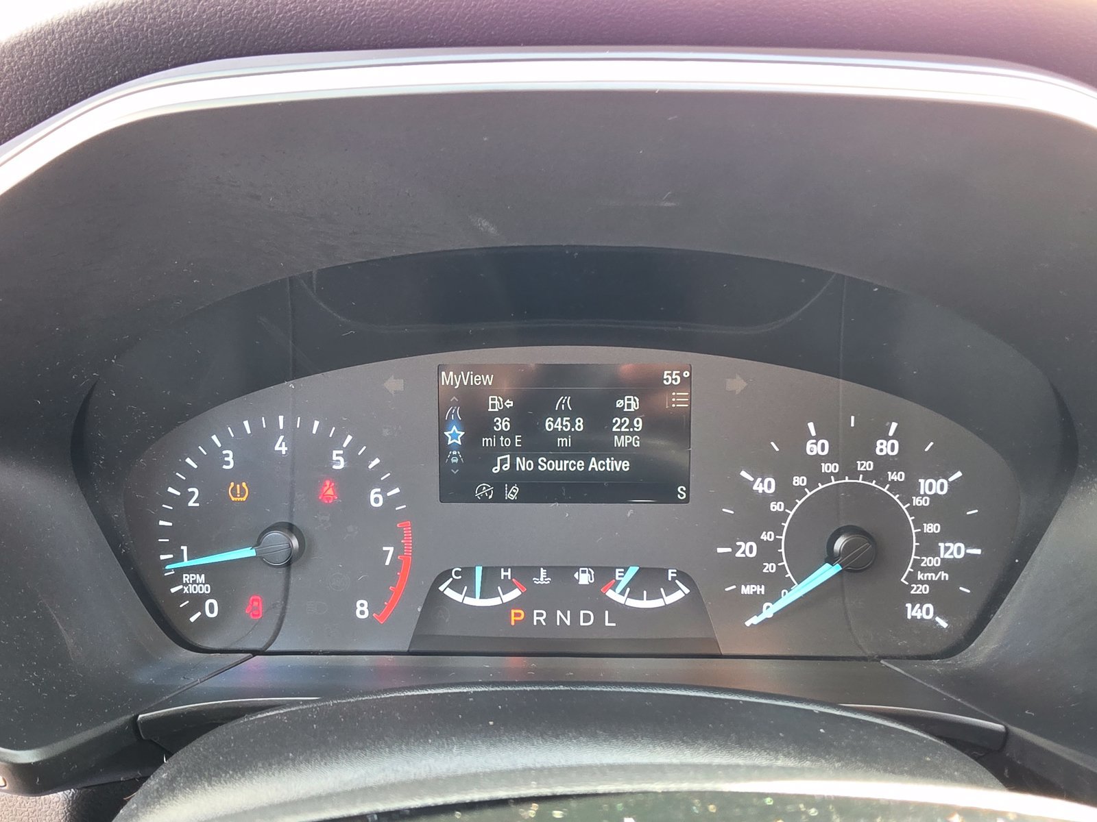 Used 2022 Ford Escape SE w/ SE Sport Appearance Package AWD/4WD image 17