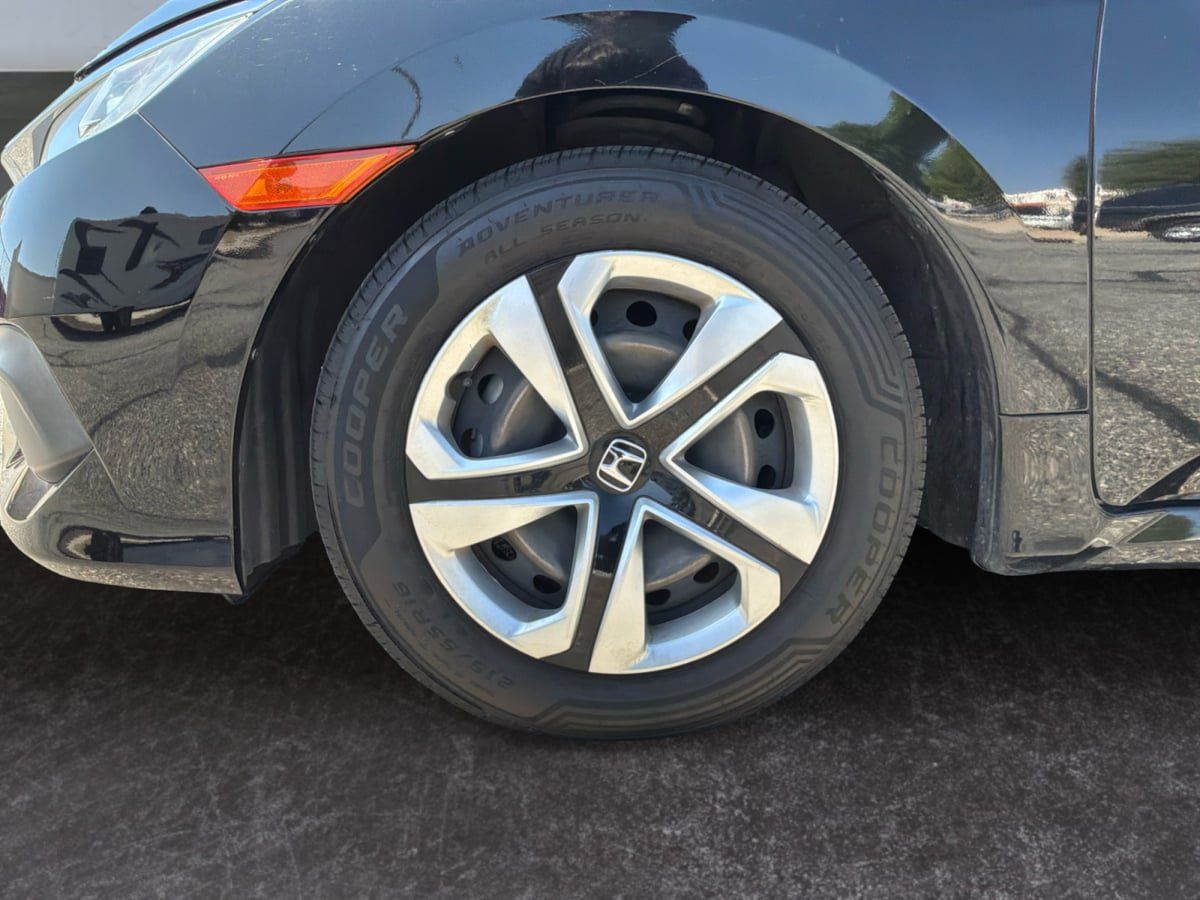 Used 2017 Honda Civic LX image 9