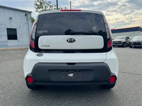 Used 2014 Kia Soul FWD image 4