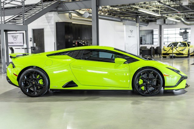 Used 2023 Lamborghini Huracan Tecnica RWD image 7