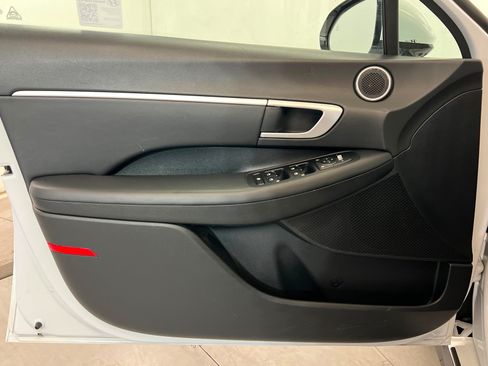 Used 2025 Hyundai Sonata SEL FWD image 14
