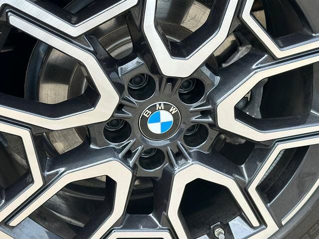 Used 2025 BMW X1 xDrive28i w/ Technology Package AWD/4WD image 33