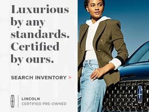 Certified 2023 Lincoln Nautilus AWD w/ Premium Package image 2