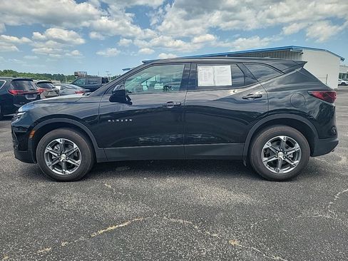 Used 2025 Chevrolet Blazer LT FWD image 5