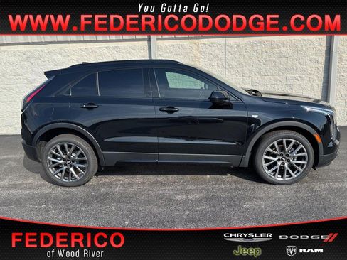 Used 2020 Cadillac XT4 Sport FWD image 1