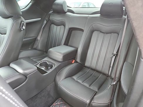 Used 2011 Maserati GranTurismo S RWD image 3