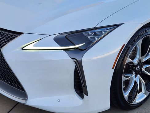 Used 2018 Lexus LC 500 Coupe image 8