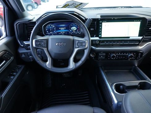 Used 2025 Chevrolet Silverado 3500 LTZ w/ LTZ Plus Package image 22