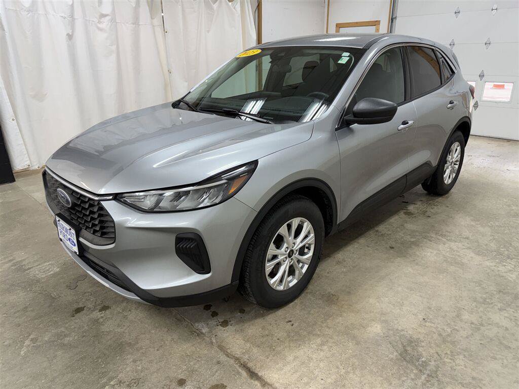 Used 2023 Ford Escape Active AWD/4WD image 4
