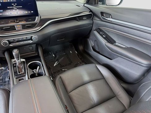 Used 2023 Nissan Altima 2.5 SR w/ SR Premium Package AWD/4WD image 33