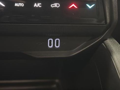 New 2026 Jeep Cherokee Laredo AWD/4WD image 31