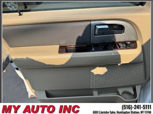 Used 2011 Ford Expedition XLT w/ 202A Rapid Spec Order Code AWD/4WD image 27