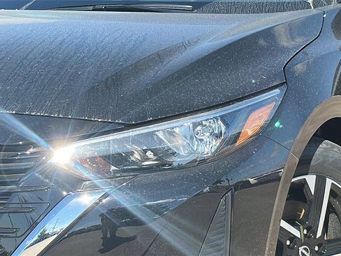 New 2025 Nissan Sentra SV image 4