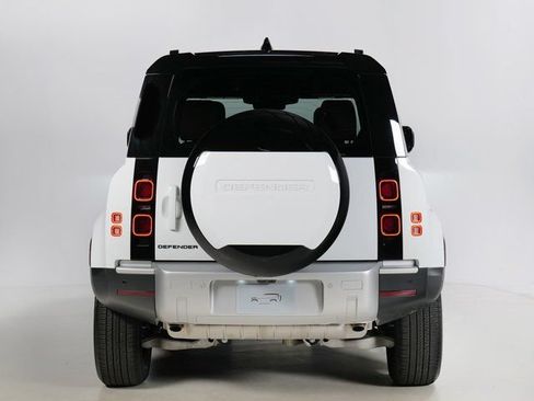 Certified 2025 Land Rover Defender 110 S AWD/4WD image 7