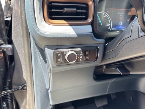 Used 2024 Ford Maverick Lariat FWD image 21